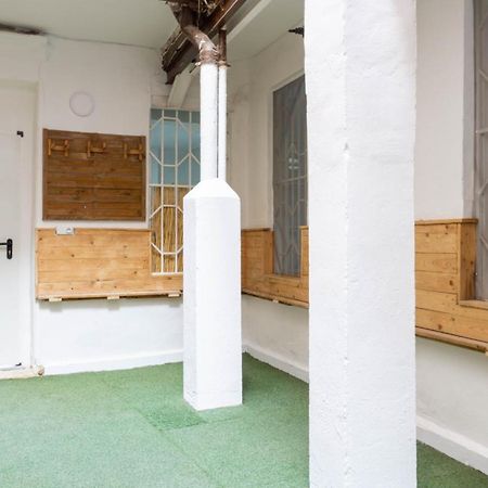Apartamento Souvenirs مالقة المظهر الخارجي الصورة