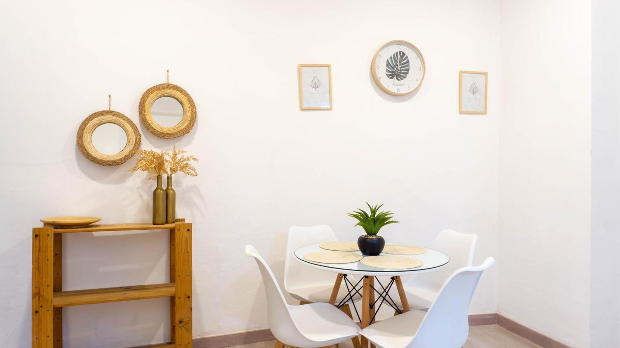 Apartamento Souvenirs مالقة المظهر الخارجي الصورة