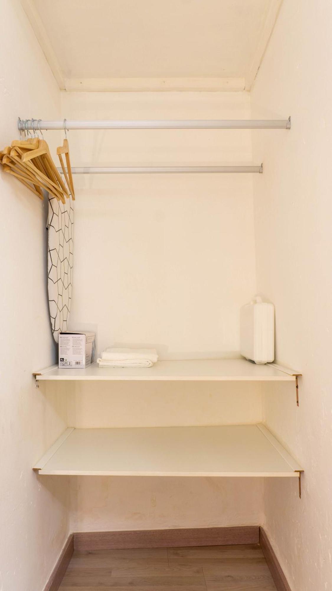 Apartamento Souvenirs مالقة المظهر الخارجي الصورة