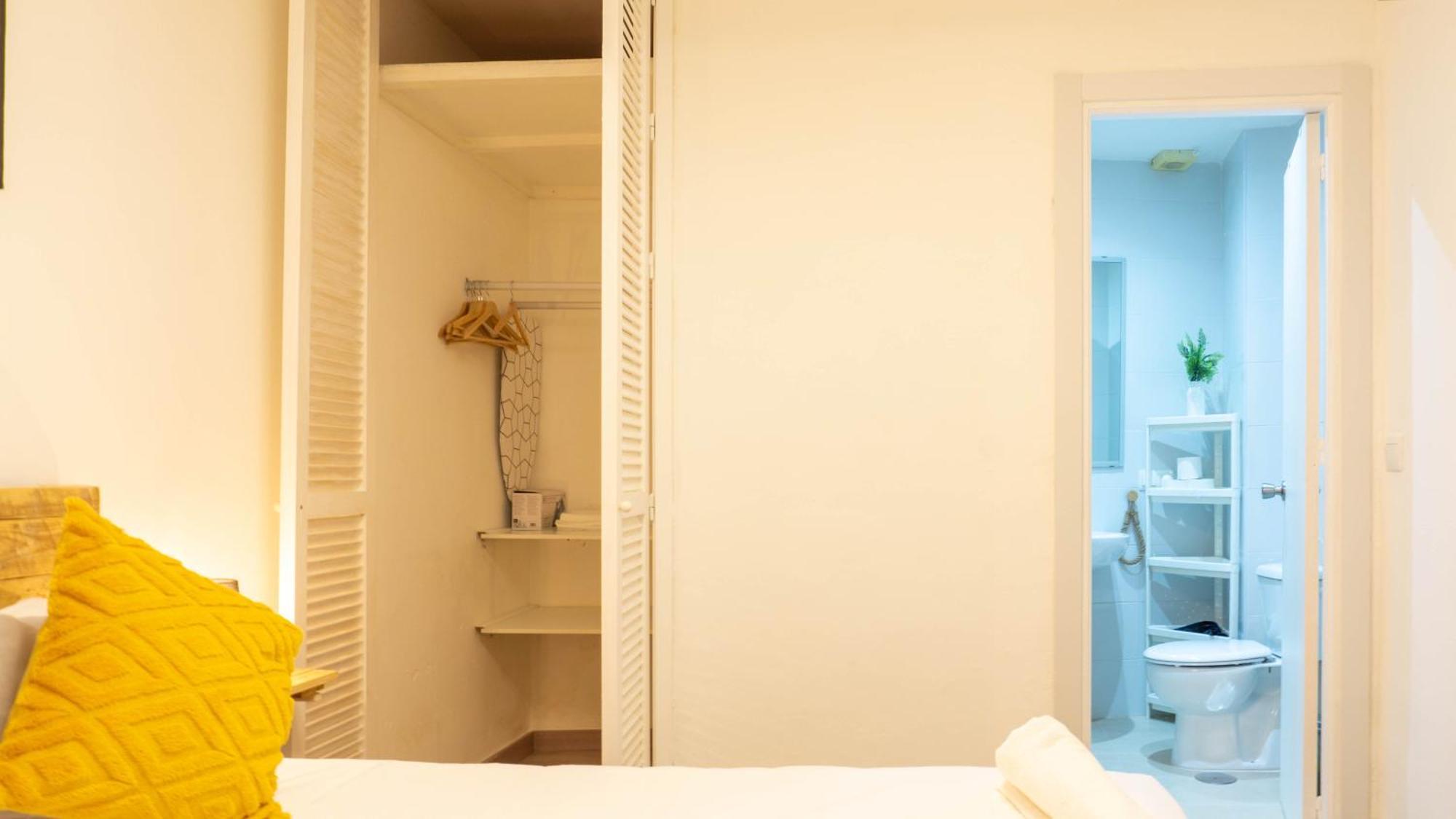 Apartamento Souvenirs مالقة المظهر الخارجي الصورة