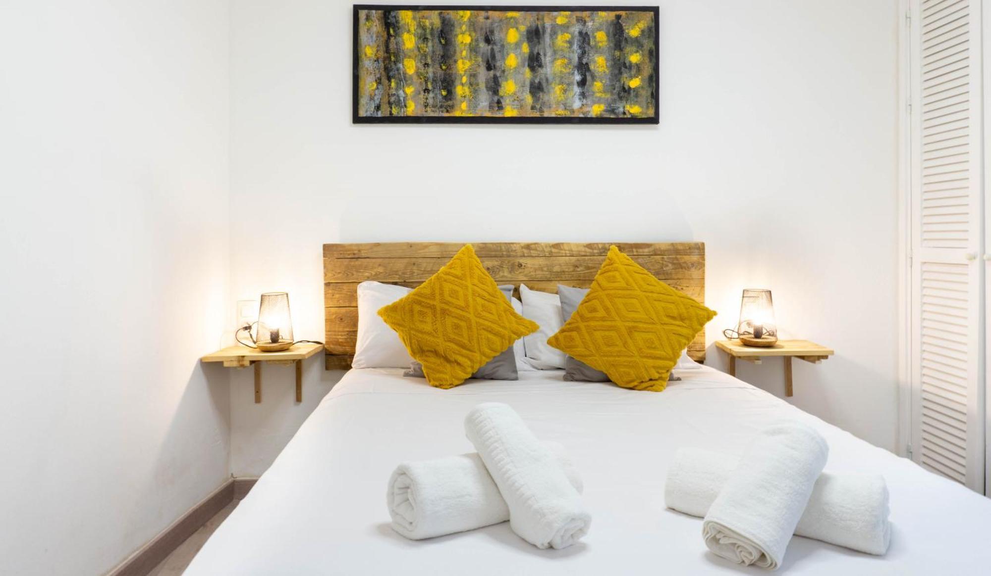Apartamento Souvenirs مالقة المظهر الخارجي الصورة