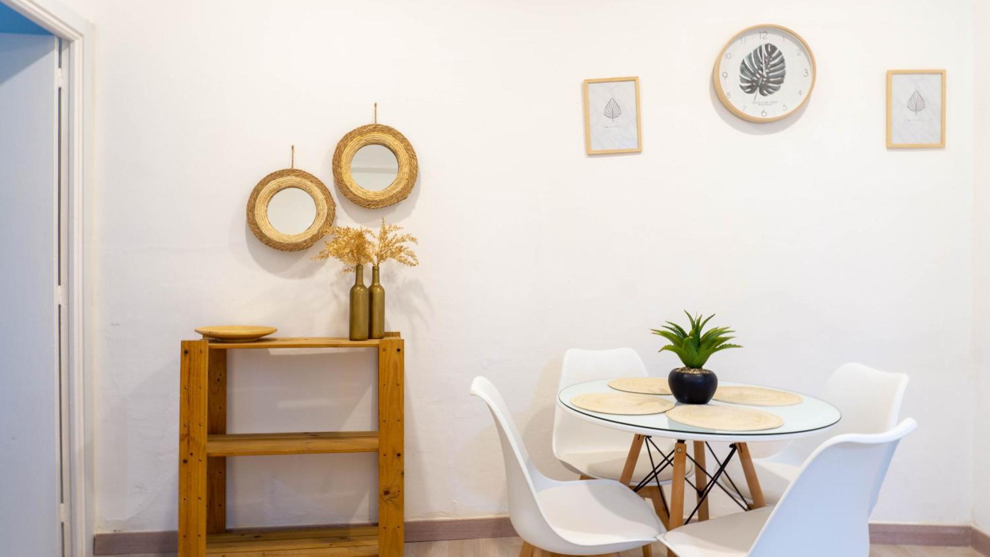 Apartamento Souvenirs مالقة المظهر الخارجي الصورة